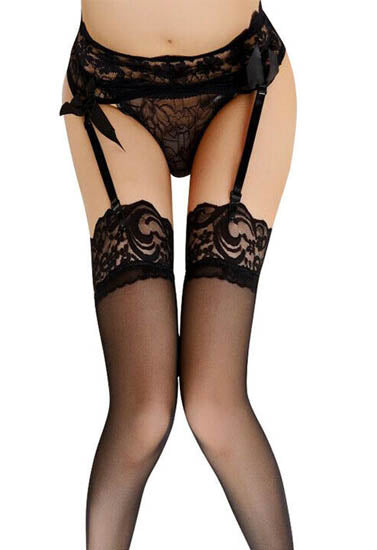Black Lace Suspender Belt panty & stocking set